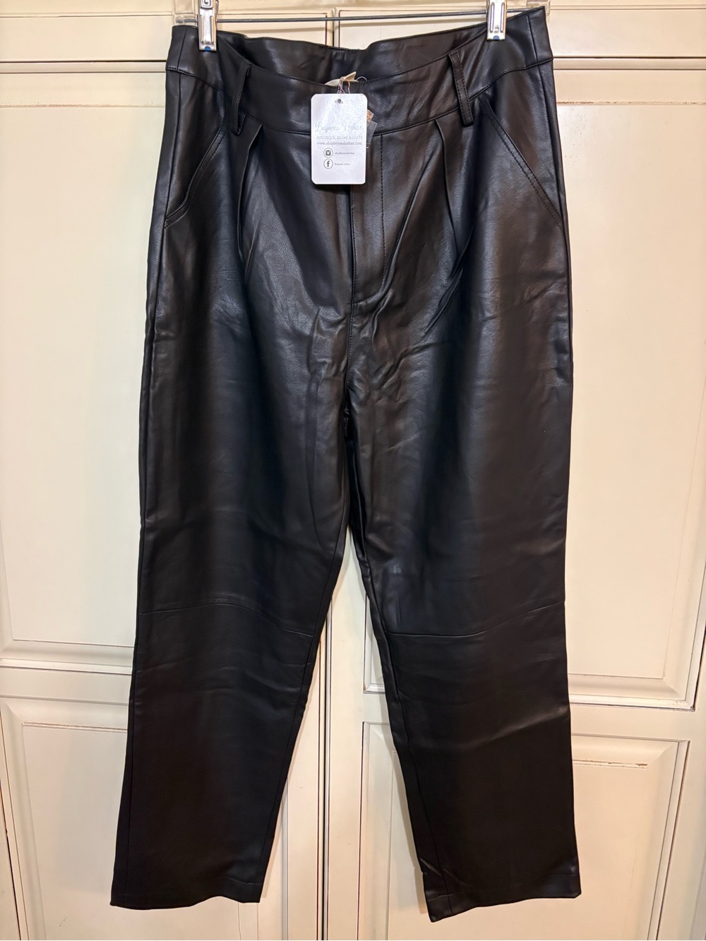 eesome Black Faux Leather Jacket